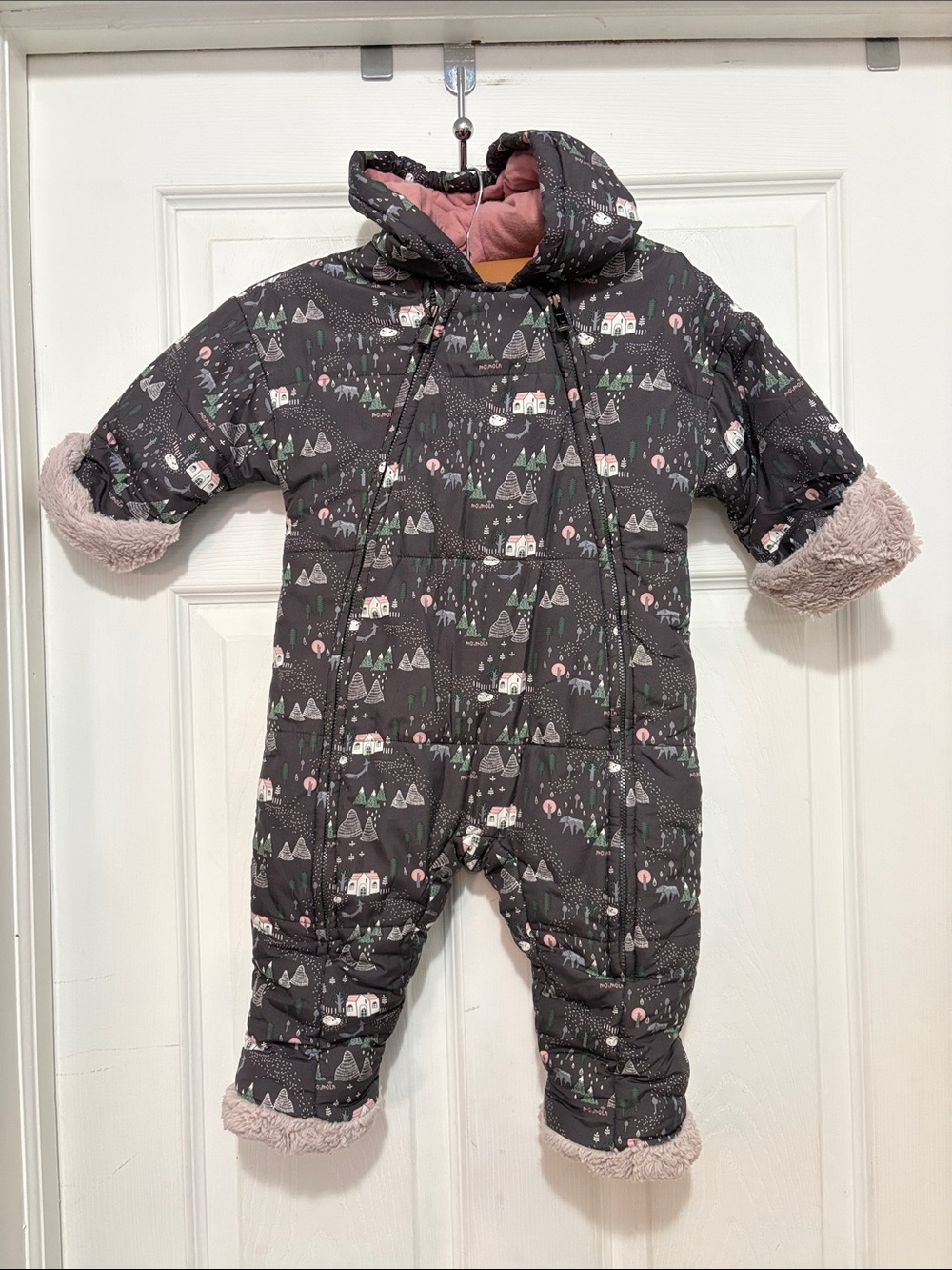 MOIMOLN Scandinavian Style Snowsuit
